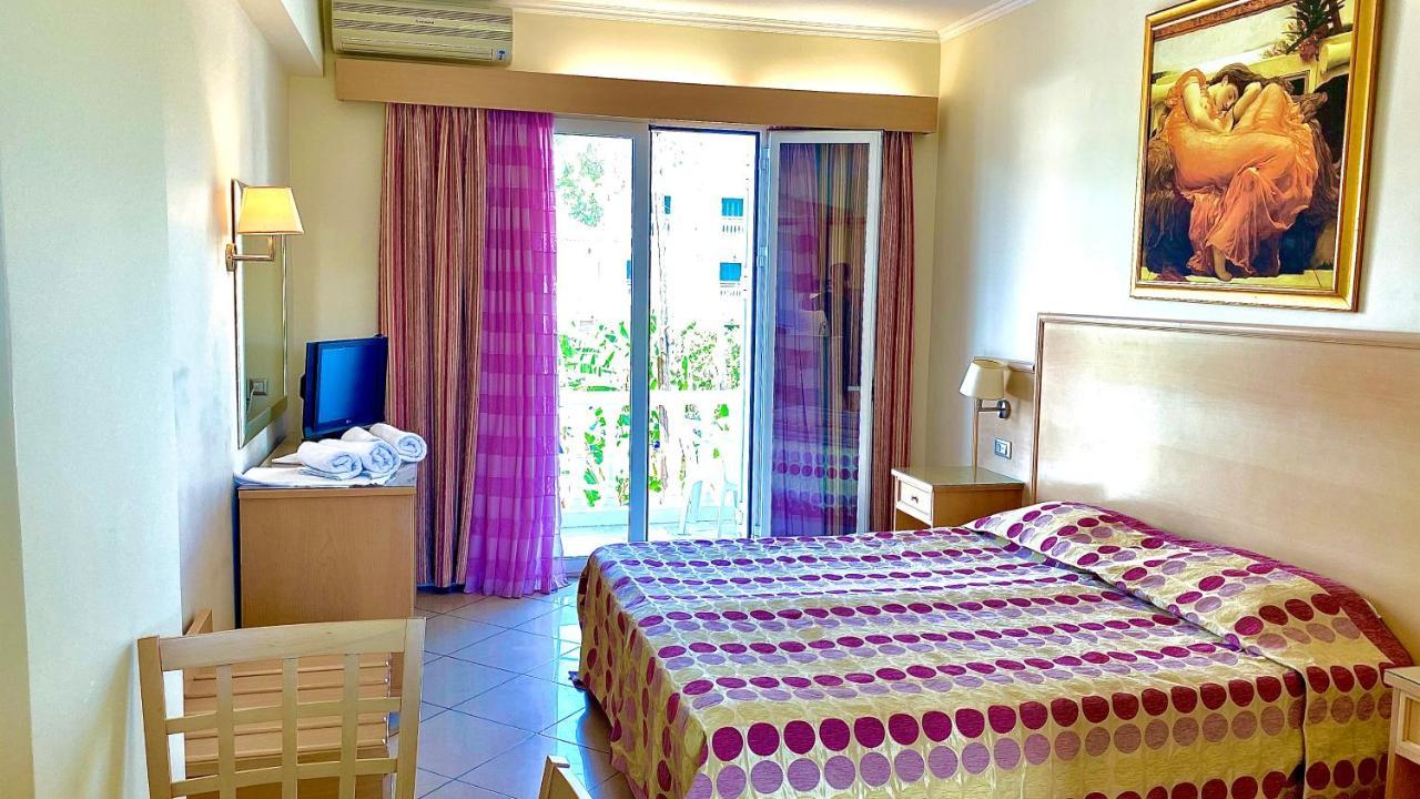 Marietta Boutique Apts ซีลีวี ภายนอก รูปภาพ