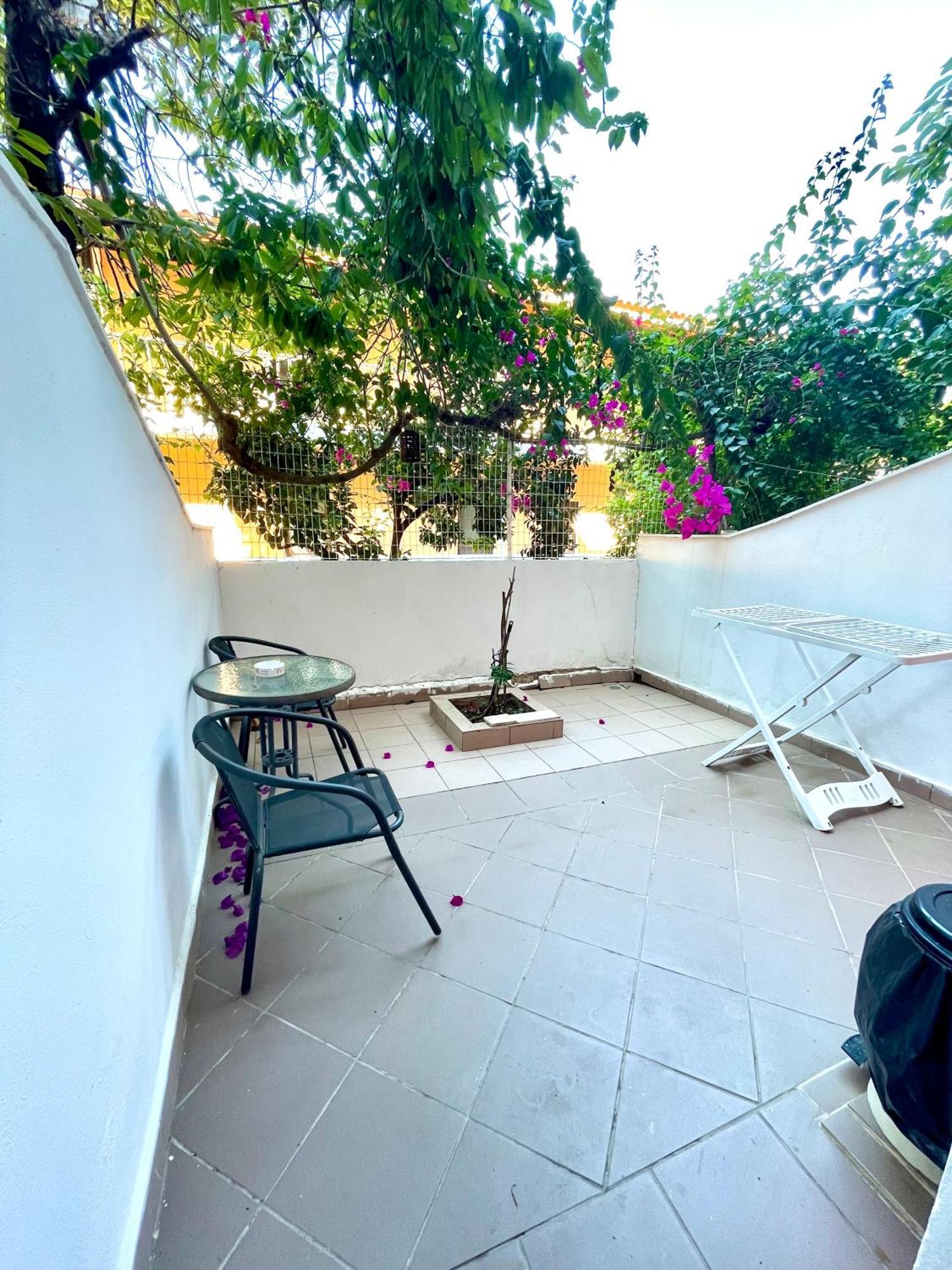 Marietta Boutique Apts ซีลีวี ภายนอก รูปภาพ